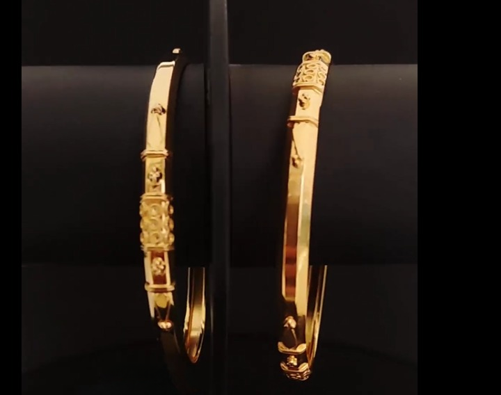Gold Bangle SKS001